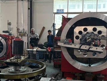 Οι πελάτες του Μαρόκου δοκιμάζουν το κυκλικό μηχάνημα φρεατίου φλάντζας - φορητή κινητή μηχανή βο...